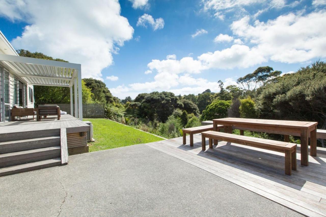 Karaka Sanctuary With Spa Pool By Waiheke Unlimited Oneroa 객실 사진